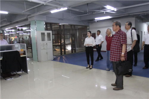 河北诚促会诚信万里行走进邯郸耀腾企业管理咨询集团 郝小学
